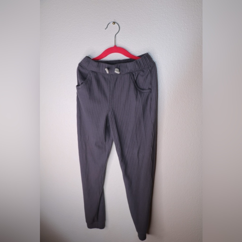 Black ribbed pants with drawstring waist